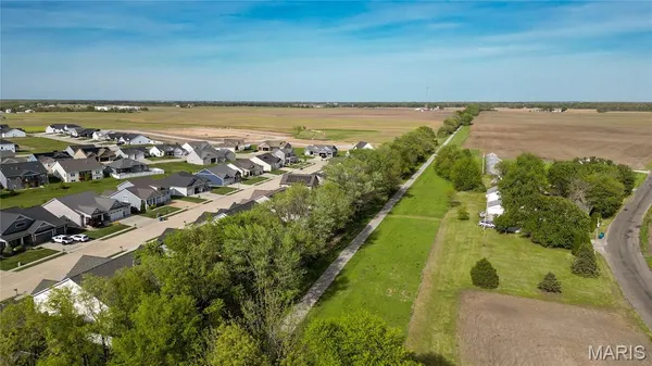 $426,000 | 7053 Richmond Drive, Glen Carbon, IL 62034