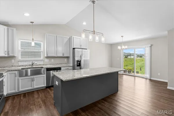 $426,000 | 7053 Richmond Drive, Glen Carbon, IL 62034
