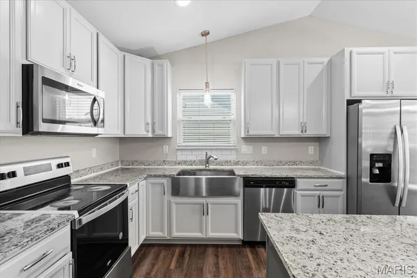 $426,000 | 7053 Richmond Drive, Glen Carbon, IL 62034