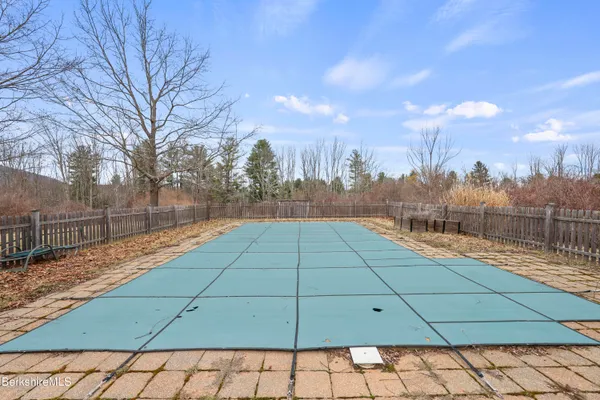 $25,000 | 123 Jug End Road, Egremont, MA 01230