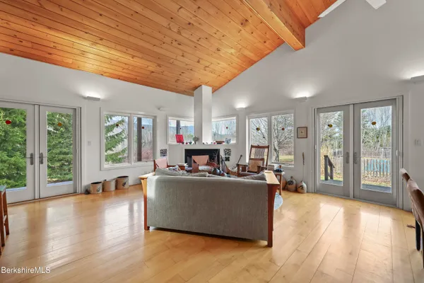 $25,000 | 123 Jug End Road, Egremont, MA 01230