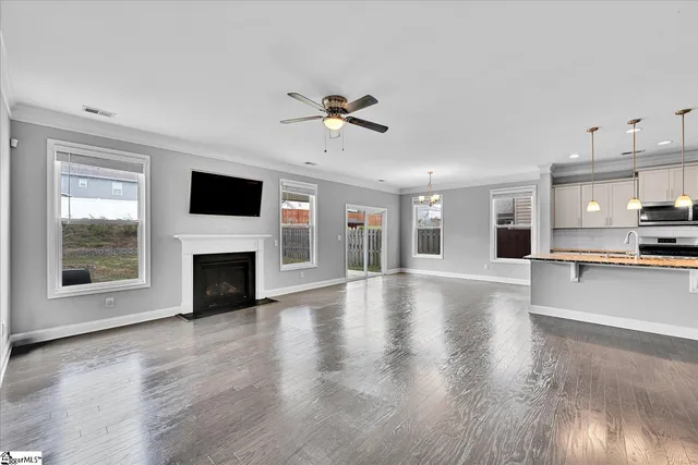 $375,000 | 845 Deepwood Court, Boiling Springs, SC 29316