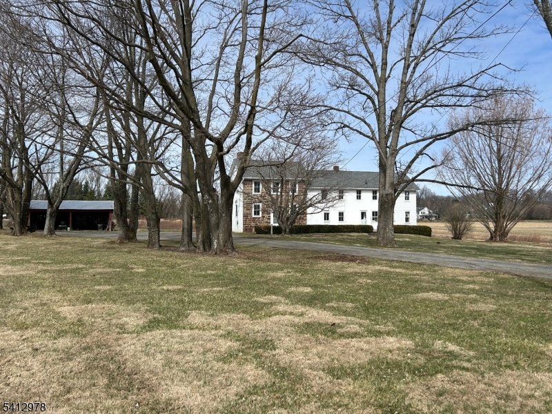 29 Old Franklin School Road Pittstown, NJ 08867 - Photo 2 of 16