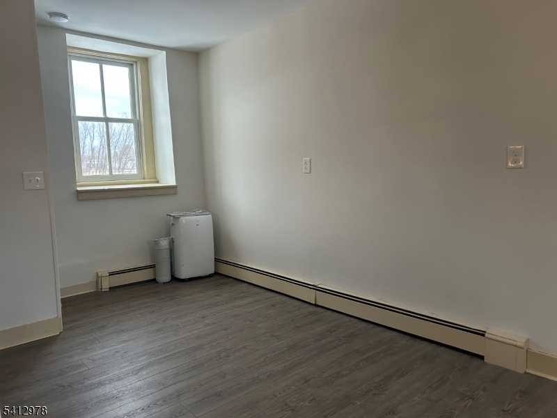 29 Old Franklin School Road Pittstown, NJ 08867 - Photo 4 of 16