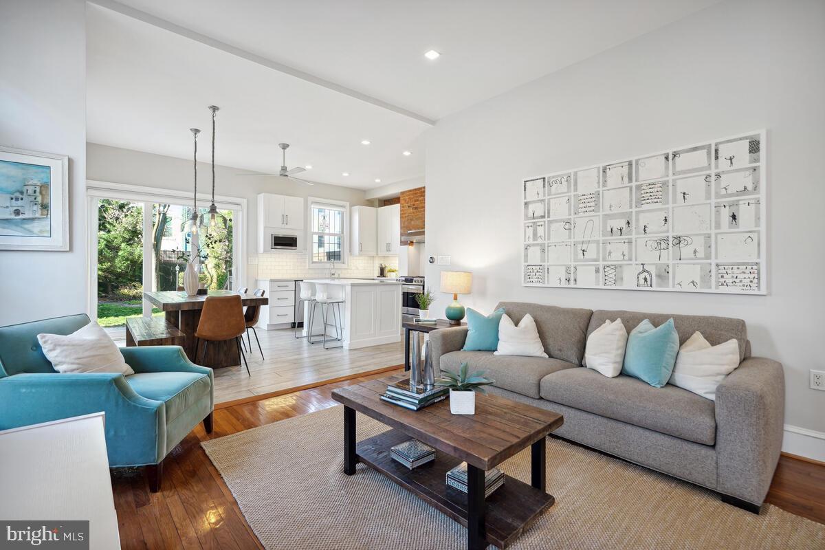 413 U Street Northwest Washington, DC 20001 - Photo 12 of 67 Open concept living/parlor