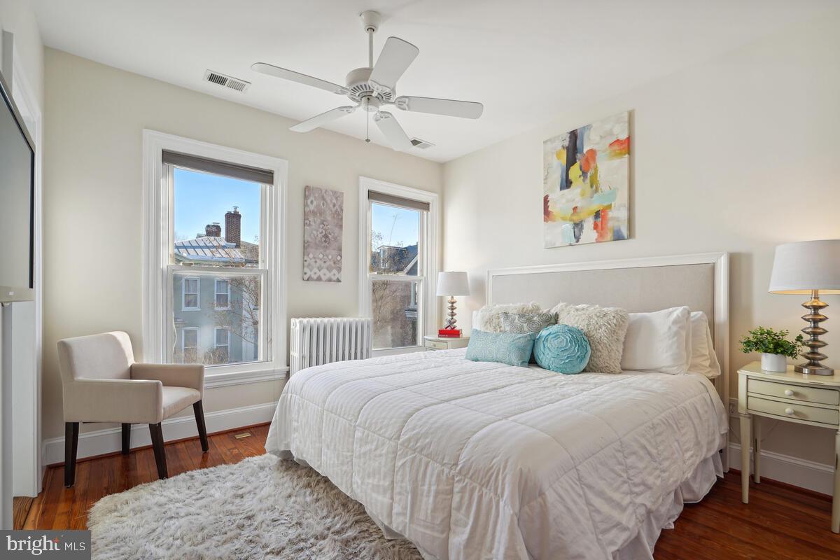 413 U Street Northwest Washington, DC 20001 - Photo 26 of 67 Main bedroom