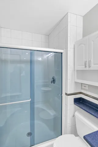 $2,300 | 263 Driftwood Lane, Unit 2D, Schaumburg, IL 60193