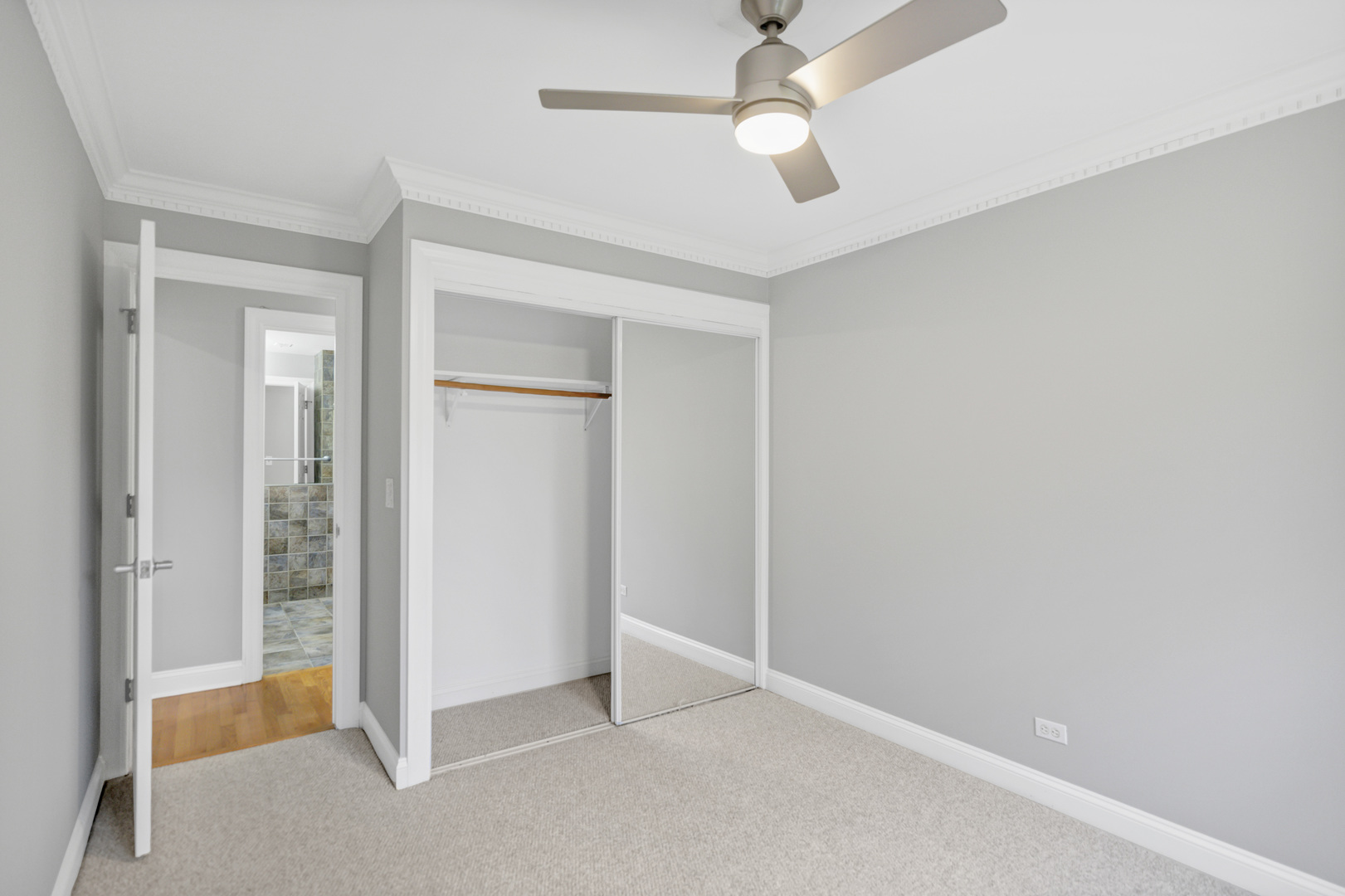 263 Driftwood Lane, Unit 2D Schaumburg, IL 60193 - Photo 15 of 19