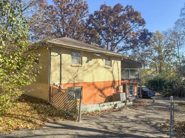 a view of a outdoor space