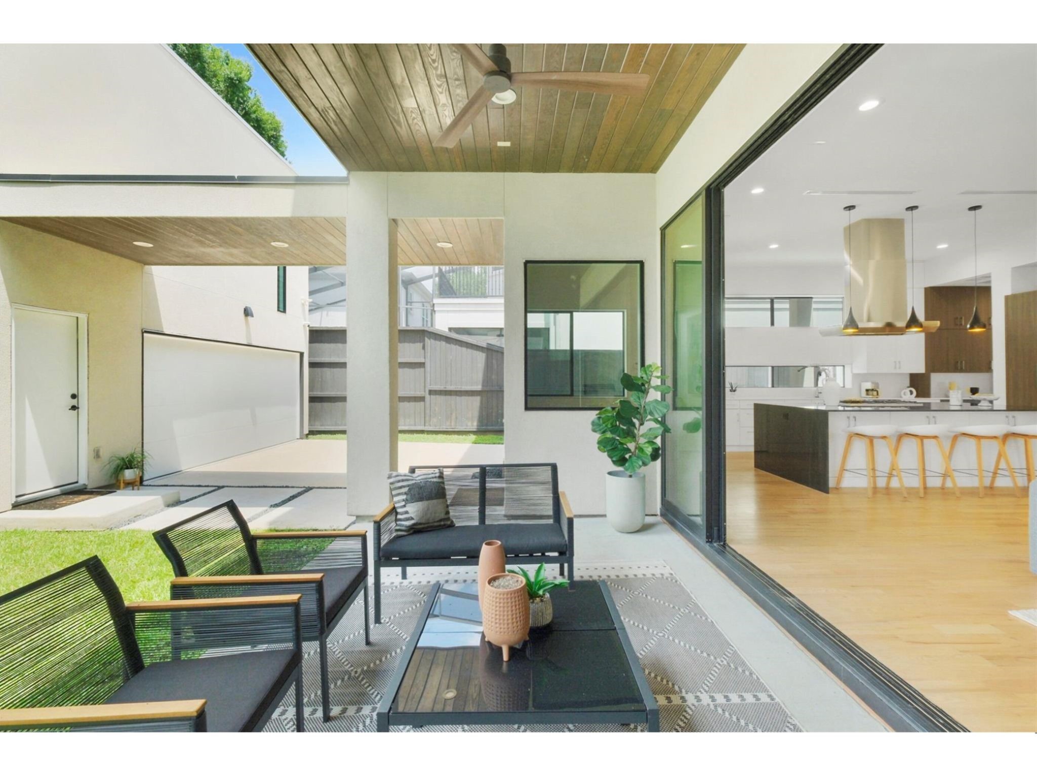 1912 Kipling Street Houston, TX 77098 - Photo 13 of 30