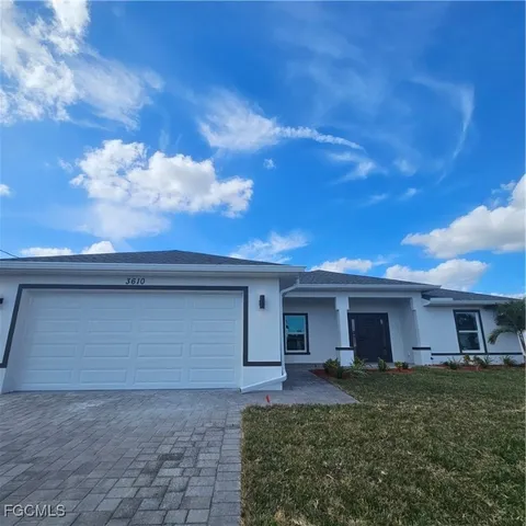 $2,400 | 3610 Northeast 12th Avenue, Cape Coral, FL 33909