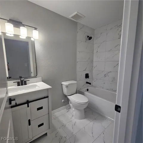 $2,400 | 3610 Northeast 12th Avenue, Cape Coral, FL 33909