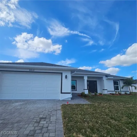 $2,400 | 3610 Northeast 12th Avenue, Cape Coral, FL 33909