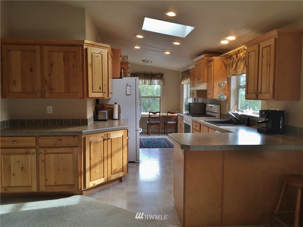 2260 Bailer Hill Road Friday Harbor, WA 98250 - Photo 7 of 23 Gallery Image 7