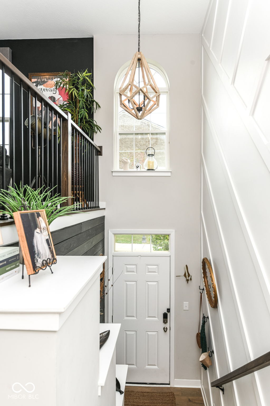 7240 Zanesville Road Carmel, IN 46033 - Photo 2 of 22