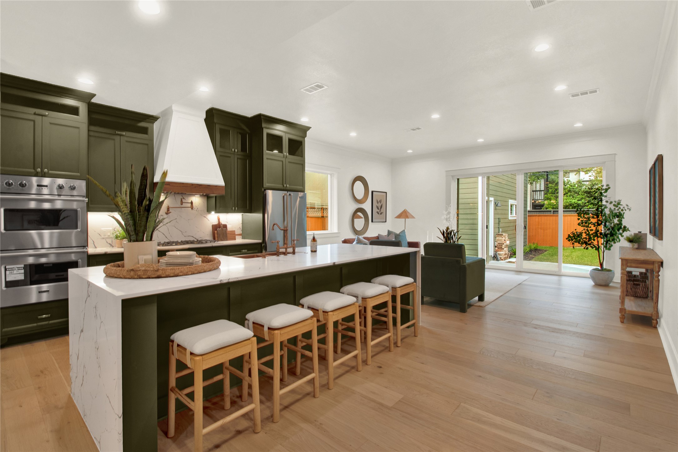 1535 Rutland Street Houston, TX 77008 - Photo 15 of 50 a large kitchen with a table and chairs