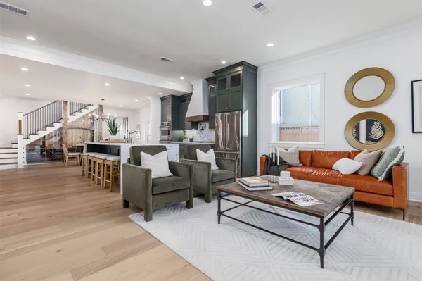 $1,848,000 | 1535 Rutland Street, Houston, TX 77008