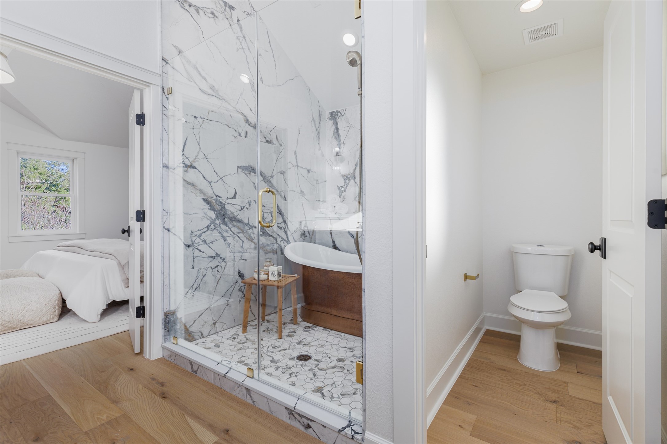 1535 Rutland Street Houston, TX 77008 - Photo 30 of 50 a bathroom with a toilet sink and shower