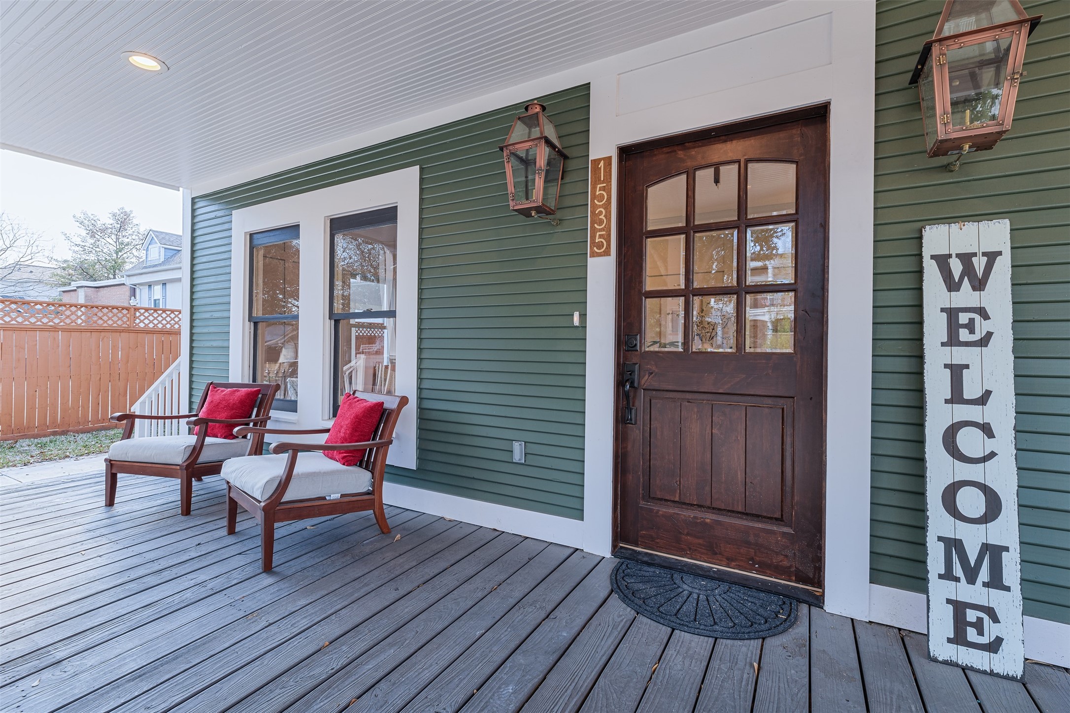 1535 Rutland Street Houston, TX 77008 - Photo 5 of 50 a living room with furniture and wooden floor