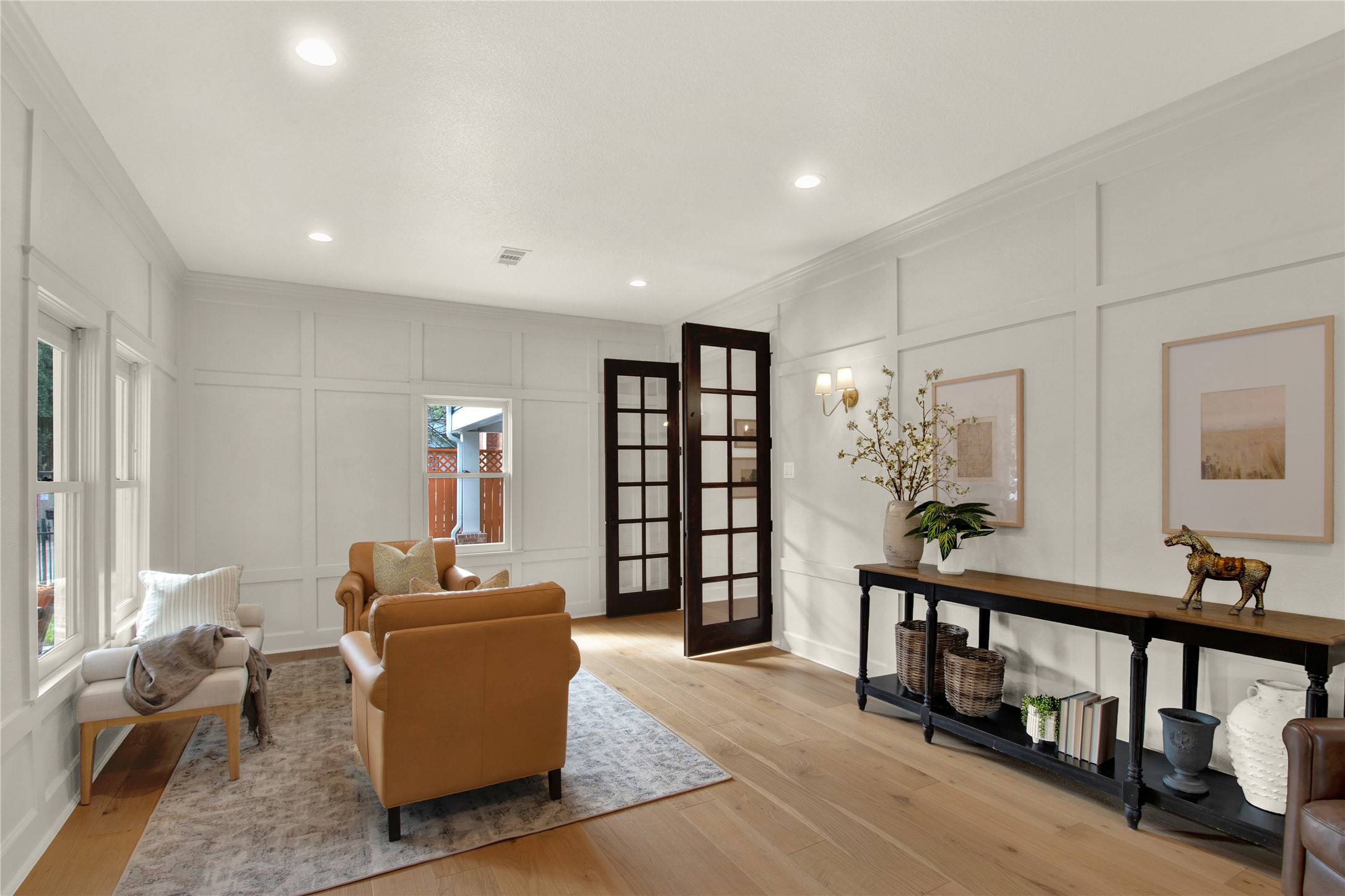 1535 Rutland Street Houston, TX 77008 - Photo 8 of 50 a living room with furniture and a wooden floor