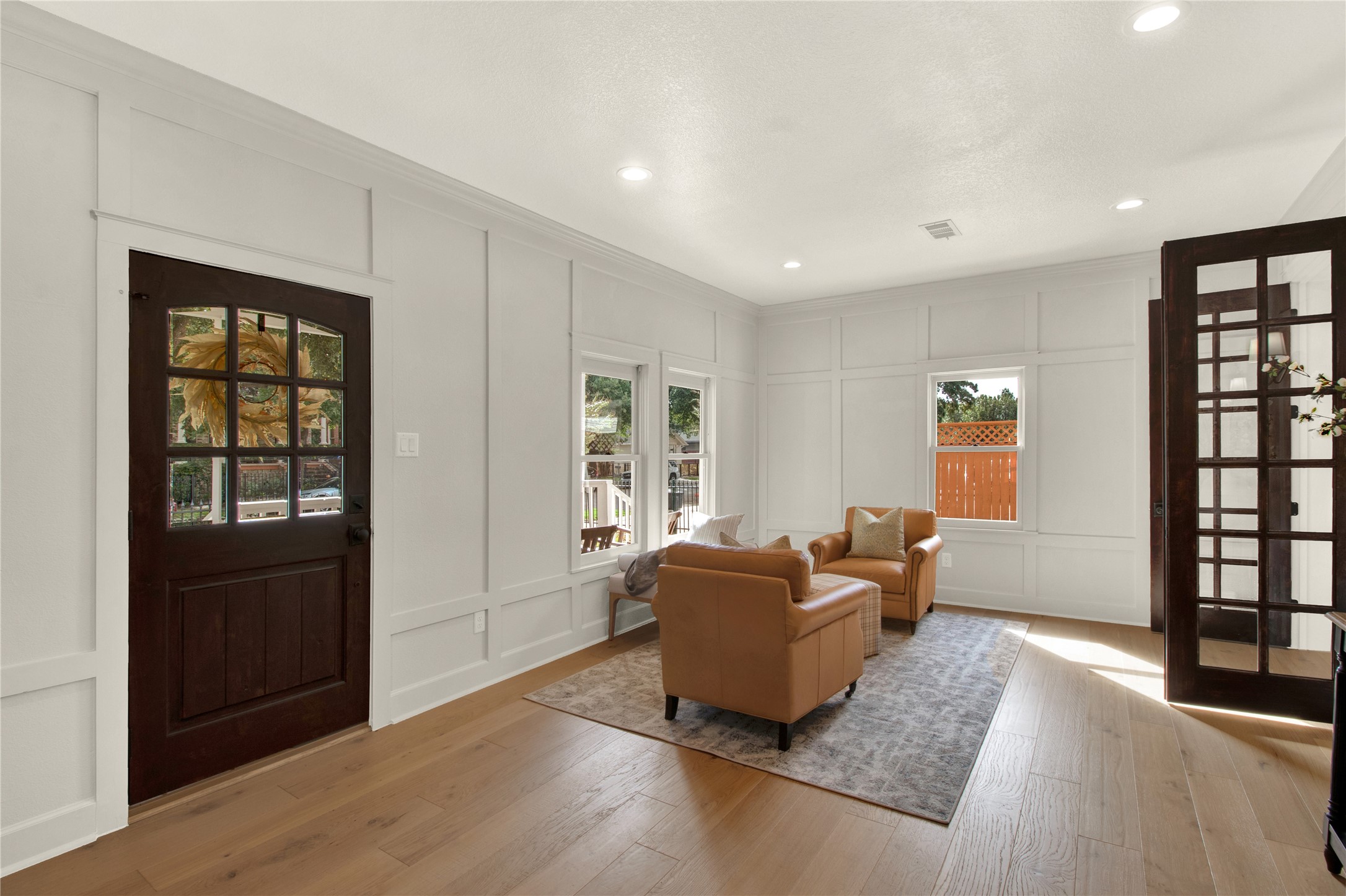 1535 Rutland Street Houston, TX 77008 - Photo 9 of 50 a living room with furniture and windows