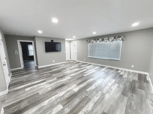 $179,900 | 400 29th Ave Drive, Unit 7C, Moline, IL 61265