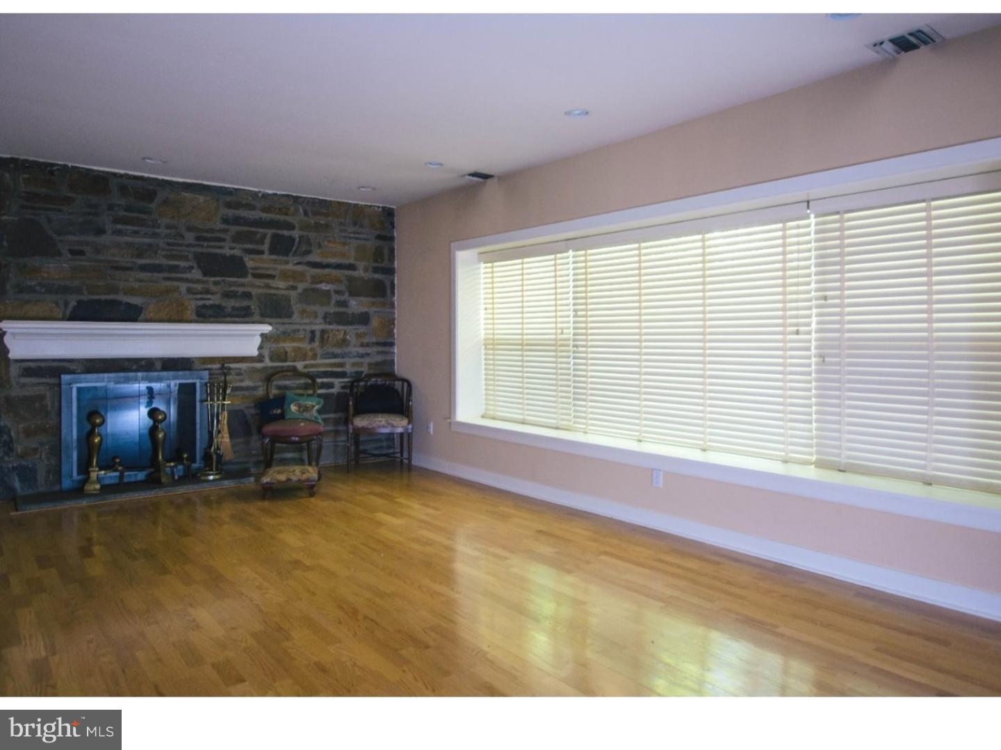 39 Airdale Road Rosemont, PA 19010 - Photo 6 of 24 Living Room