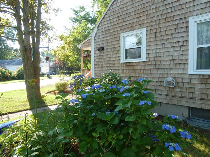 12 Intervale Road Cranston, RI 02910 - Photo 6 of 25 Exterior Front.