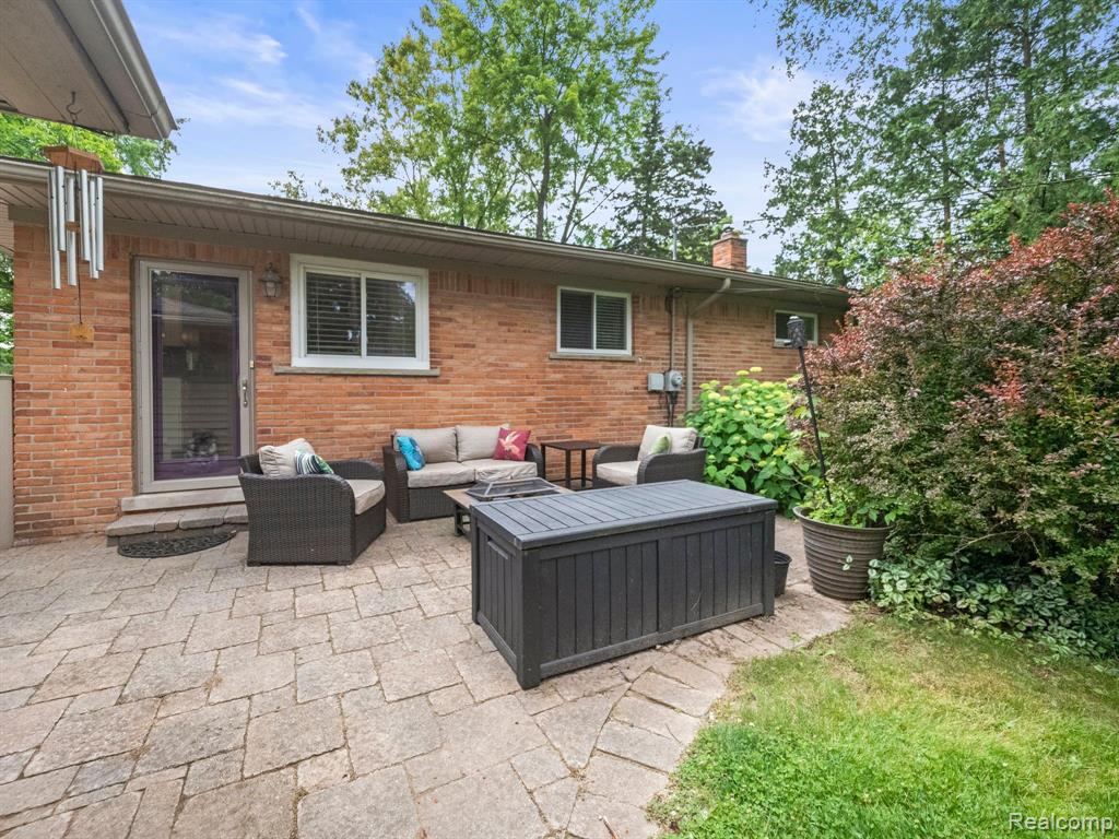 290 Winry Drive Rochester Hills, MI 48307 - Photo 34 of 43