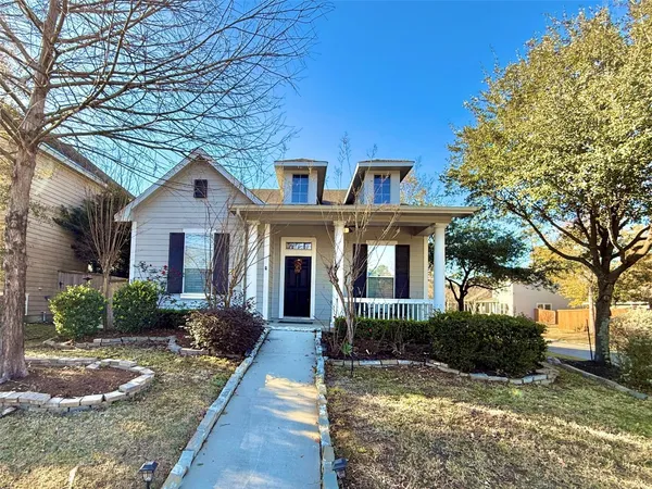 $2,400 | 98 West Montfair Boulevard, The Woodlands, TX 77382