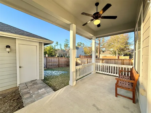 $2,400 | 98 West Montfair Boulevard, The Woodlands, TX 77382