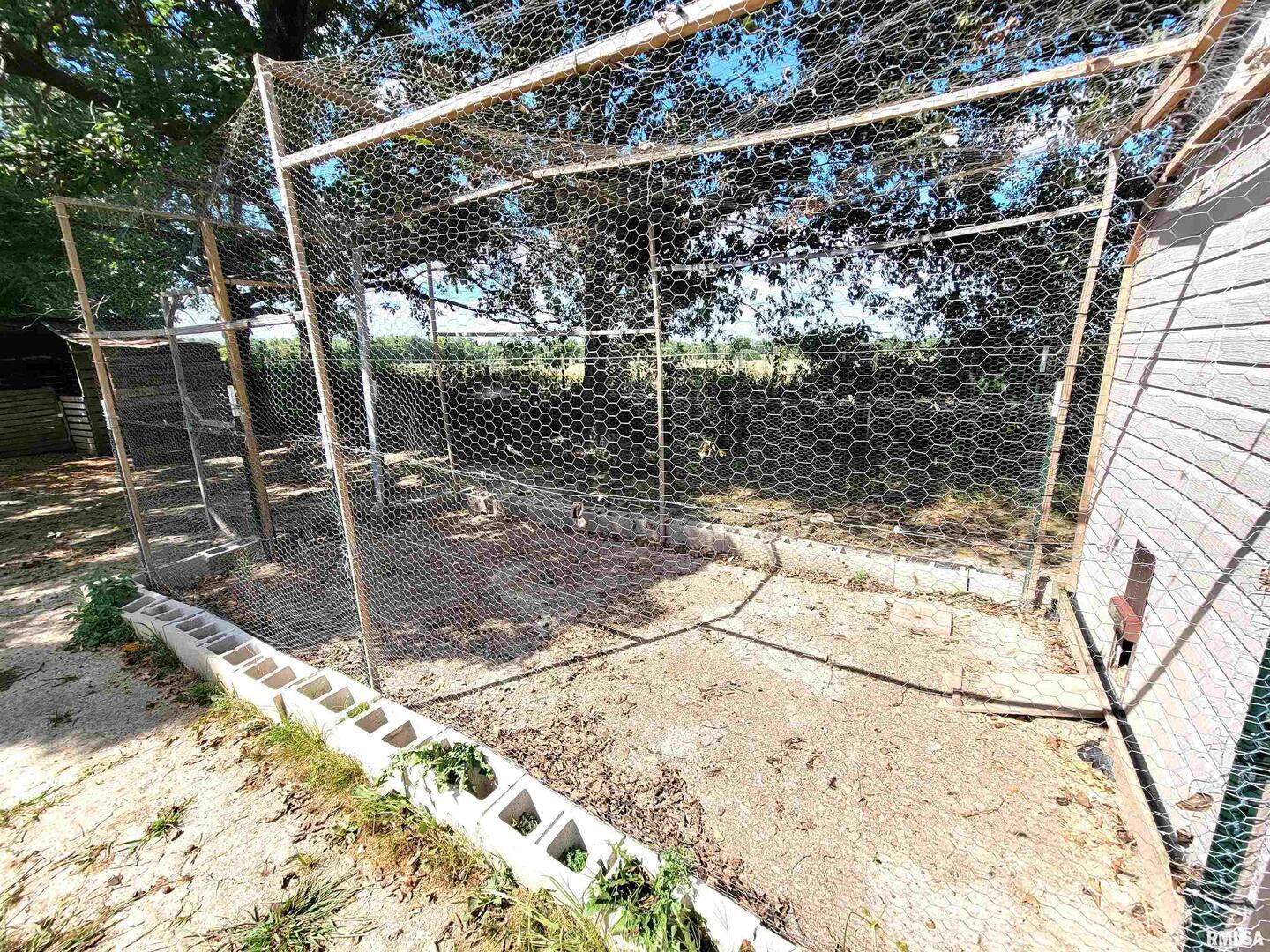 2517 Cherrybark Lane Flora, IL 62839 - Photo 25 of 99