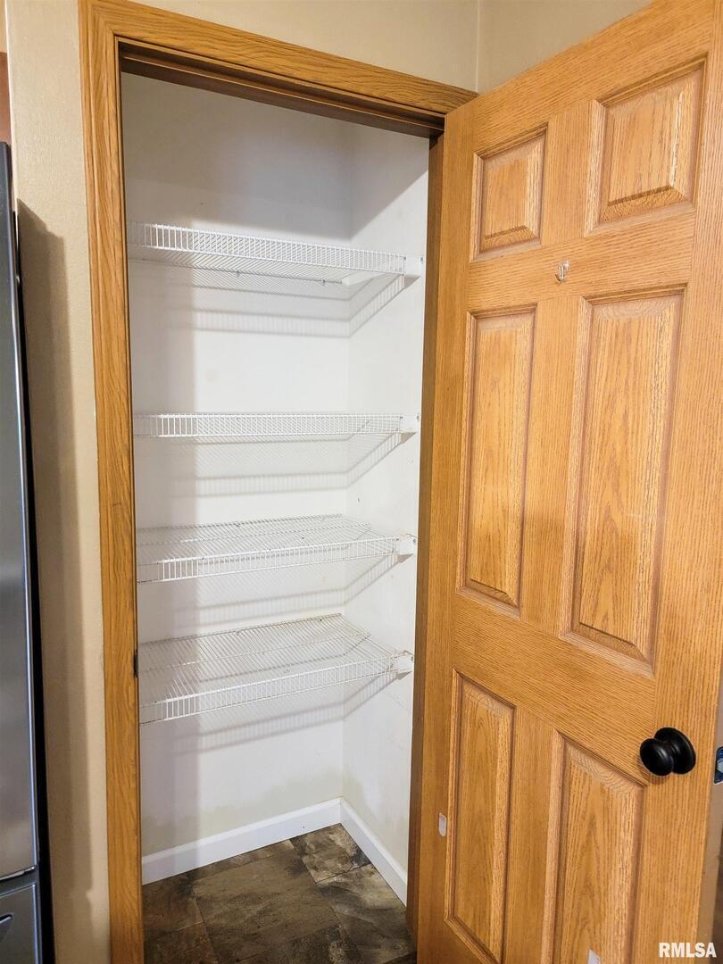 2517 Cherrybark Lane Flora, IL 62839 - Photo 43 of 99