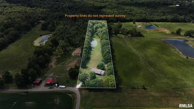 $249,000 | 2517 Cherrybark Lane, Flora, IL 62839