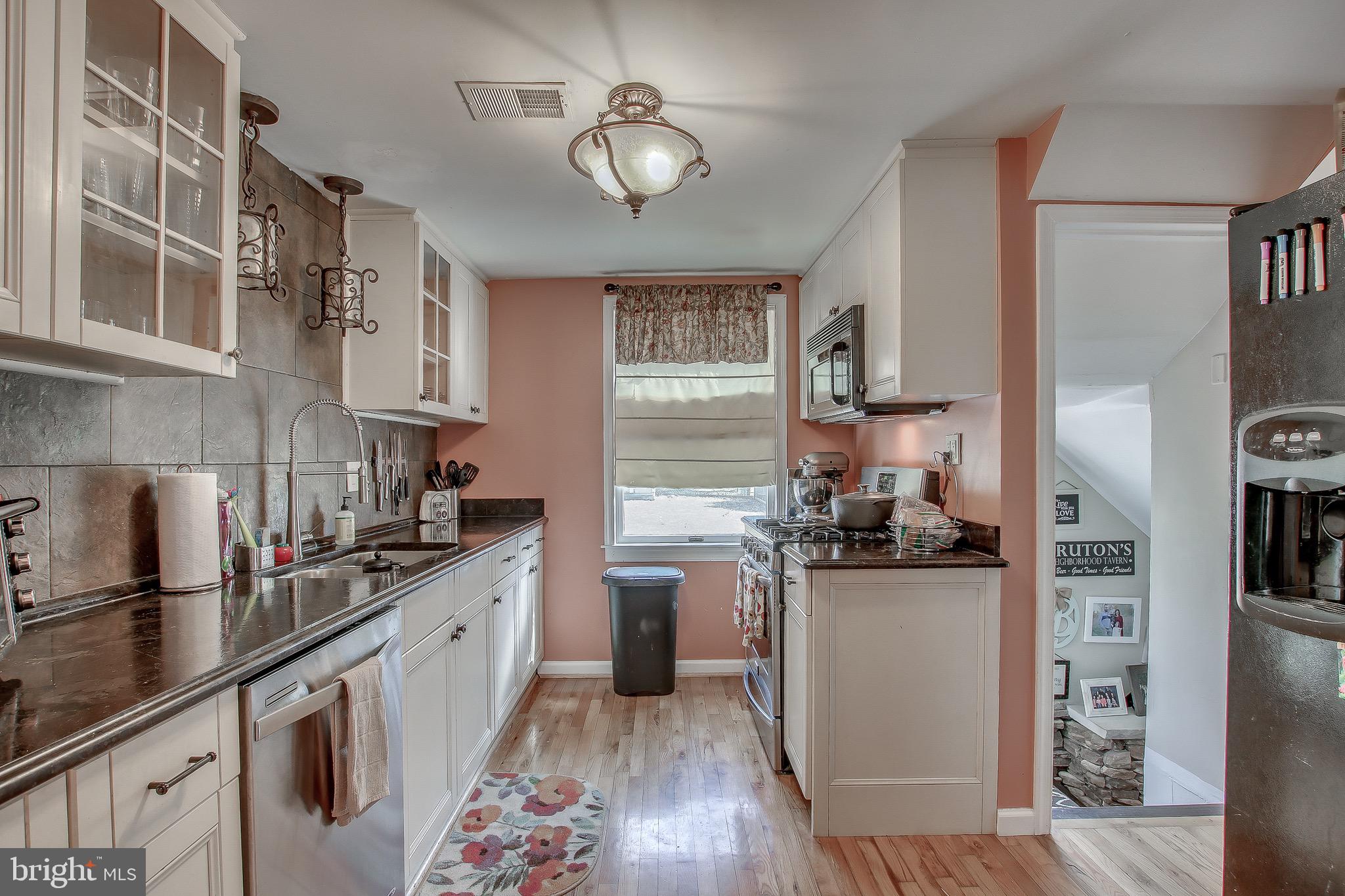 215 Harrison Road Brookhaven, PA 19015 - Photo 17 of 44 Gallery Image 17