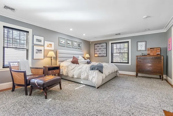 $3,399,000 | 10 Hallwood Road, Brookline, MA 02467