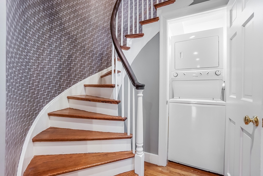 10 Hallwood Road Brookline, MA 02467 - Photo 33 of 42