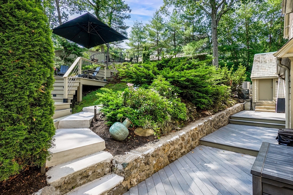 10 Hallwood Road Brookline, MA 02467 - Photo 37 of 42