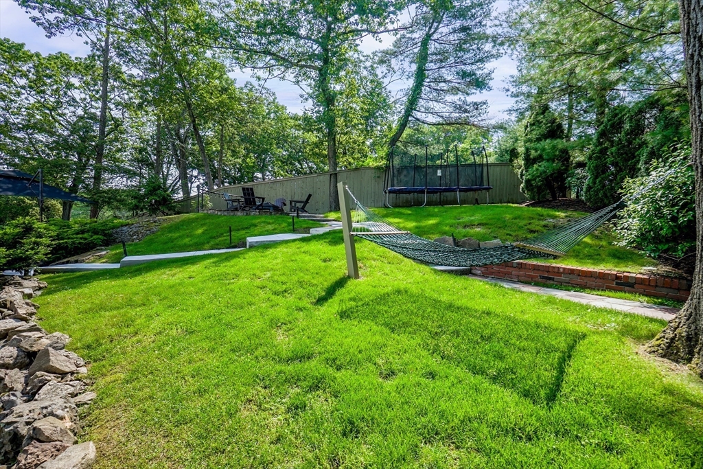 10 Hallwood Road Brookline, MA 02467 - Photo 40 of 42