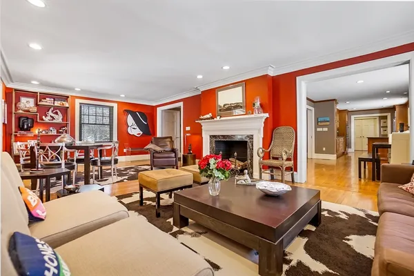 $3,399,000 | 10 Hallwood Road, Brookline, MA 02467