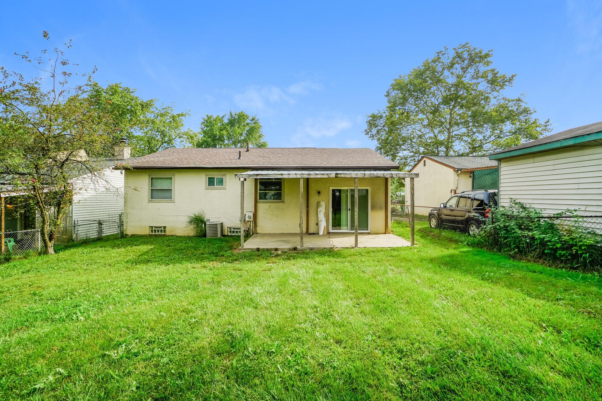 1659 Greenville Road Columbus, OH 43223 - Photo 14 of 15 14 Back