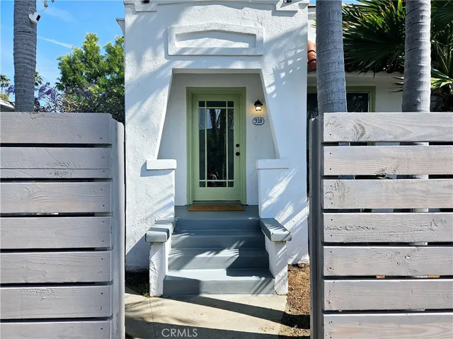 $2,099,000 | 908-910 Victoria, Venice, CA 90291