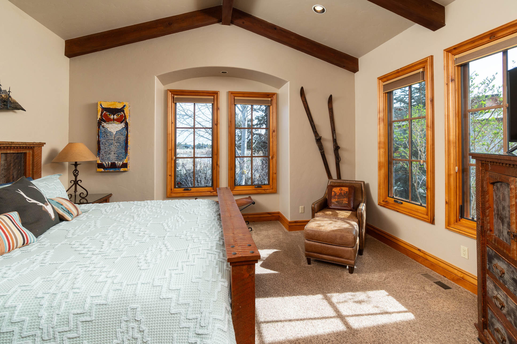 23098 Watercourse Way Bend, OR 97701 - Photo 13 of 30 13. Guest Suite 1