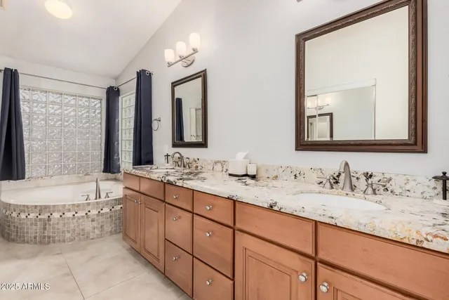 $775,000 | 1427 West Amanda Lane, Tempe, AZ 85284