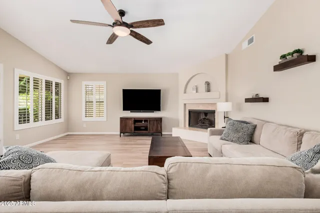 $775,000 | 1427 West Amanda Lane, Tempe, AZ 85284