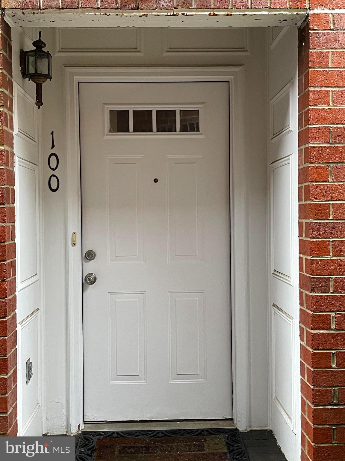 6916 Fairfax Drive, Unit 100 Arlington, VA 22213 - Photo 2 of 36