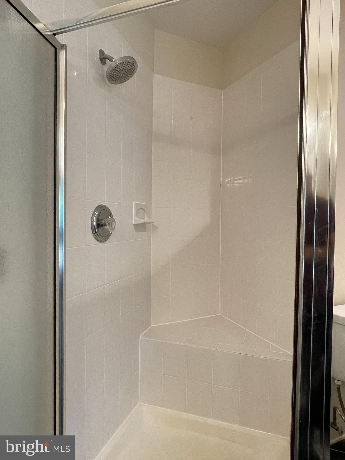 6916 Fairfax Drive, Unit 100 Arlington, VA 22213 - Photo 22 of 36