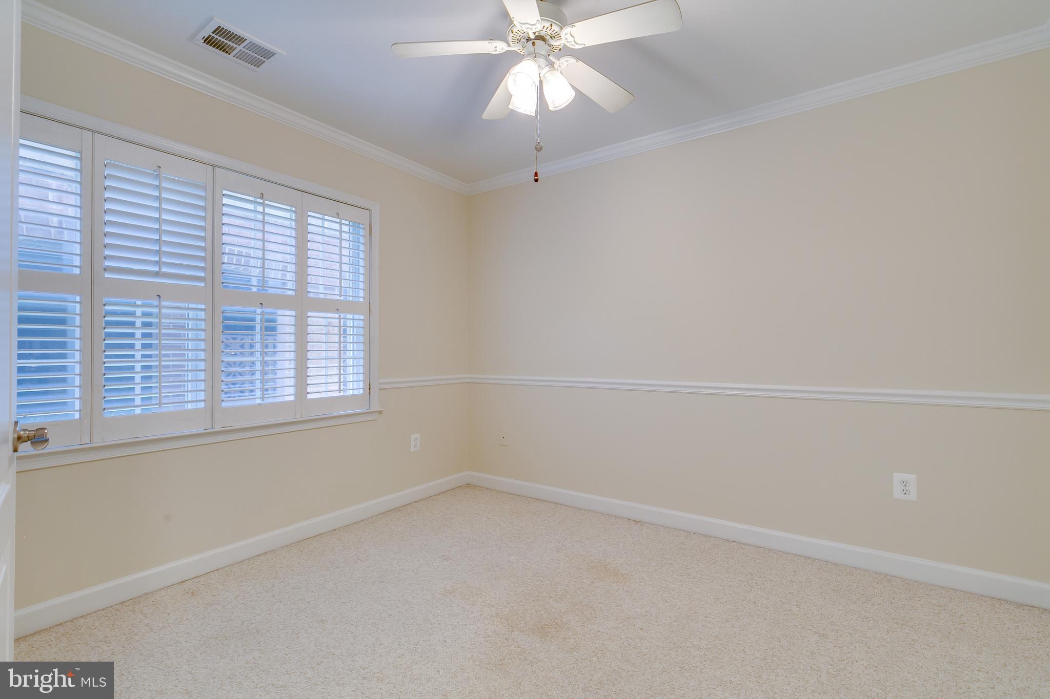 6916 Fairfax Drive, Unit 100 Arlington, VA 22213 - Photo 24 of 36