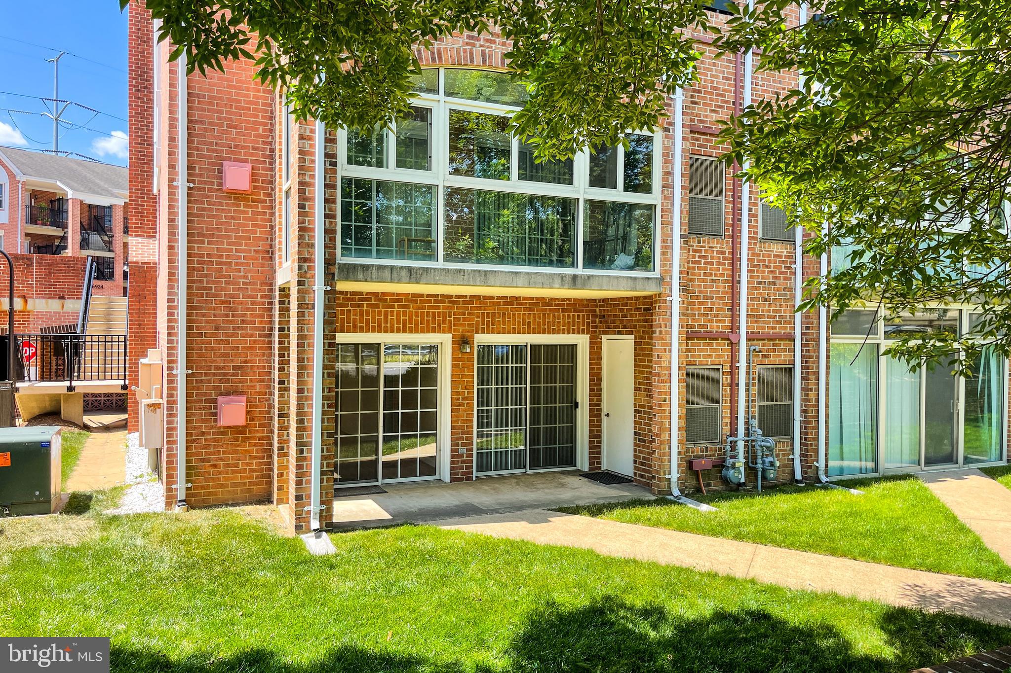 6916 Fairfax Drive, Unit 100 Arlington, VA 22213 - Photo 26 of 36