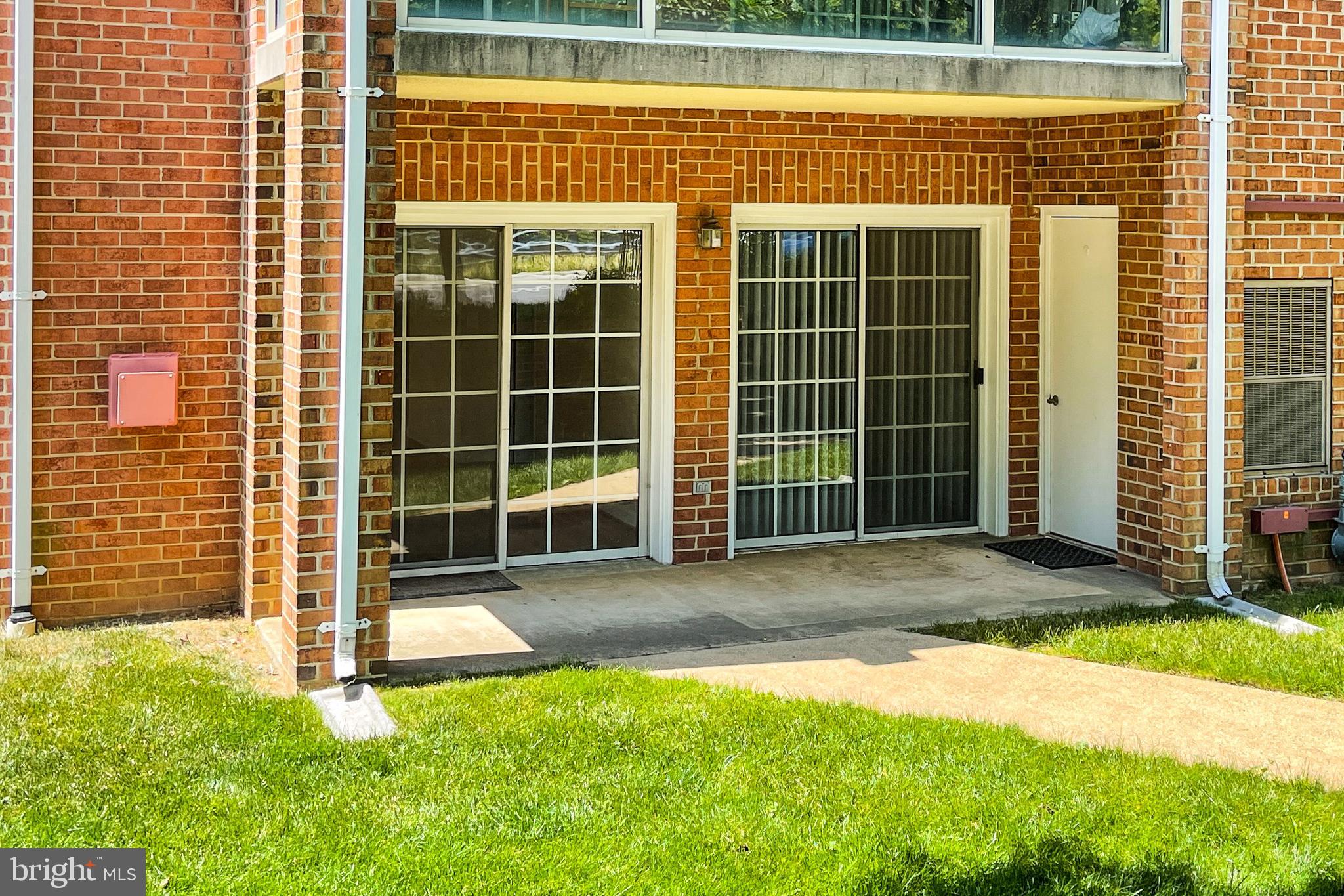 6916 Fairfax Drive, Unit 100 Arlington, VA 22213 - Photo 27 of 36